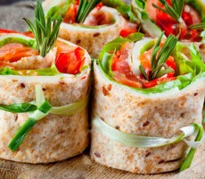 Гриль-бар возле бассейна