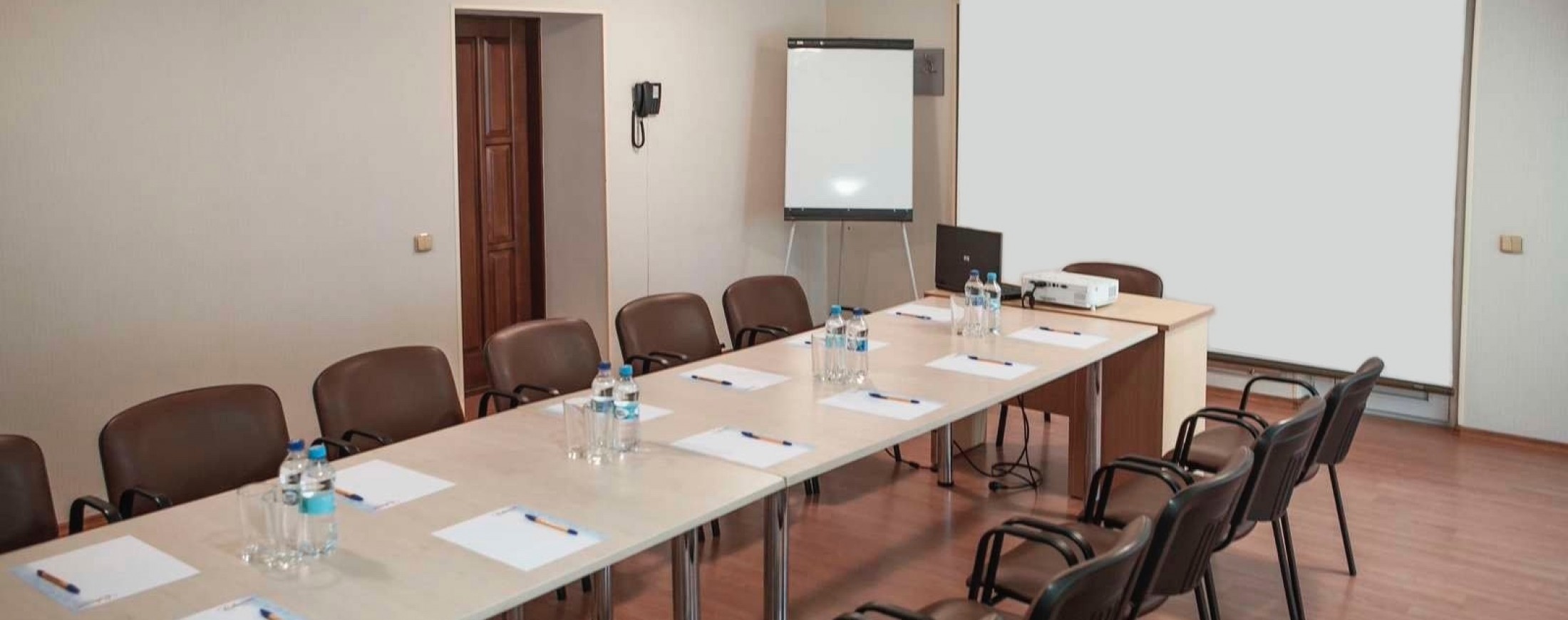 Conference hall «Two capitans»